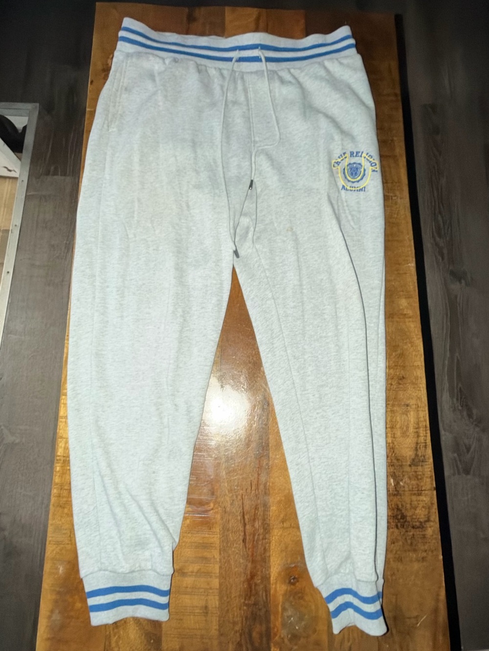XL True Religion Heather Gray Zip-Up Hoodie and Joggers Set - Picture 4 of 5